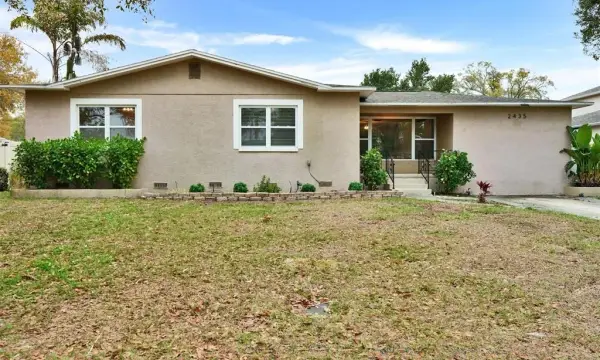 2435 York Street N, St Petersburg, FL, 33710