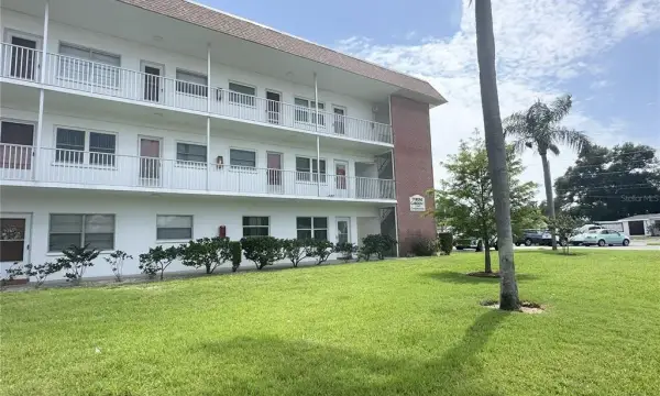 5728 14th Avenue N, Unit 206b, St Petersburg, FL, 33710