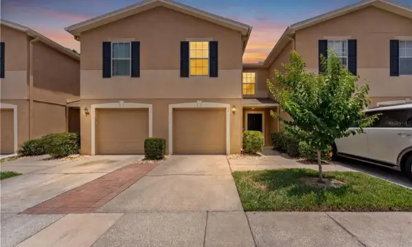 8421 Edgewater Place Boulevard, Tampa, FL, 33615