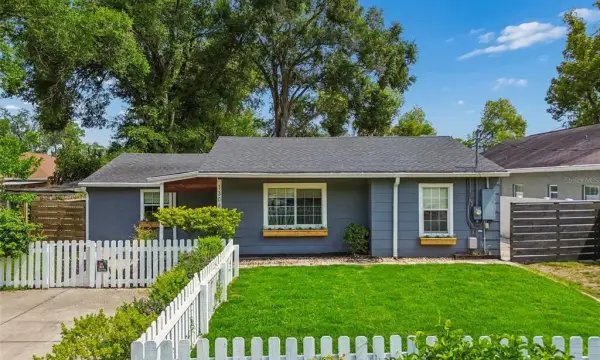 1304 E Knollwood Street, Tampa, FL, 33604