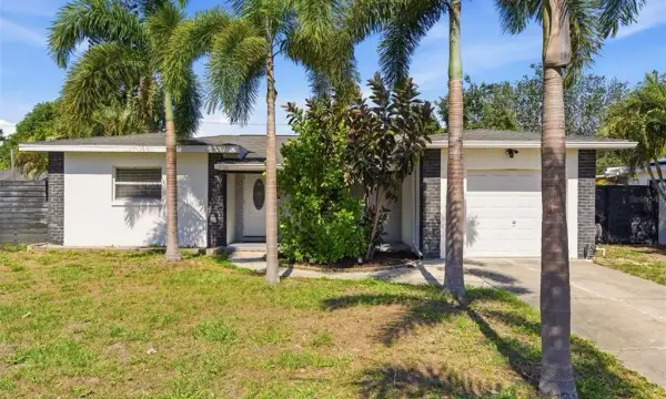 2150 76th Street N, St Petersburg, FL, 33710