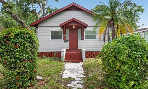 2211 22nd Avenue S, St Petersburg, FL, 33712