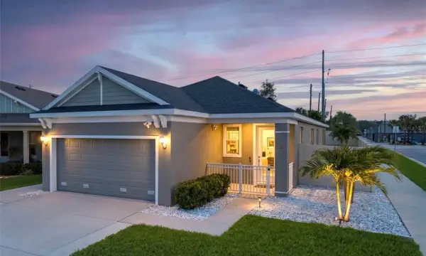 1461 N River Circle, Tarpon Springs, FL, 34689