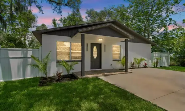 1105 W Yukon Street, Tampa, FL, 33604