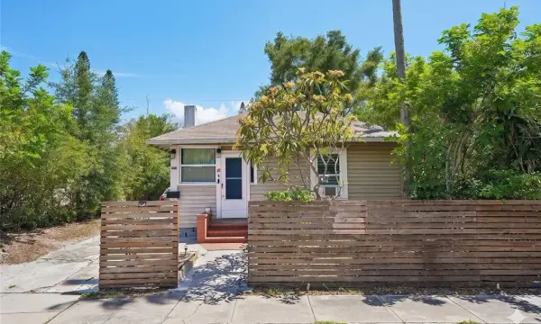 1028 8th Avenue S, St Petersburg, FL, 33705