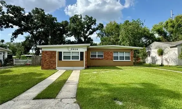 2016 E Crenshaw Street, Tampa, FL, 33610
