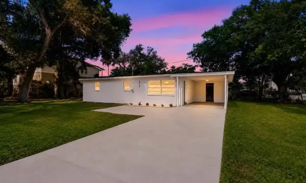 3425 E Louisiana Avenue, Tampa, FL, 33610