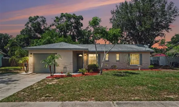 2022 Lance Court, Dover, FL, 33527