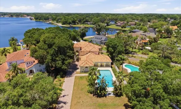 12006 Waterside Court, Tampa, FL, 33612