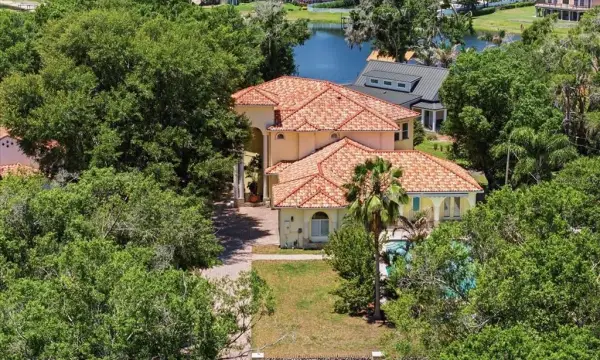 12006 Waterside Court, Tampa, FL, 33612