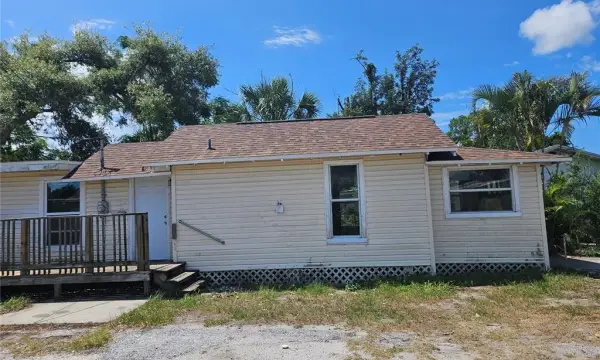 2220 20th Street S, St Petersburg, FL, 33712