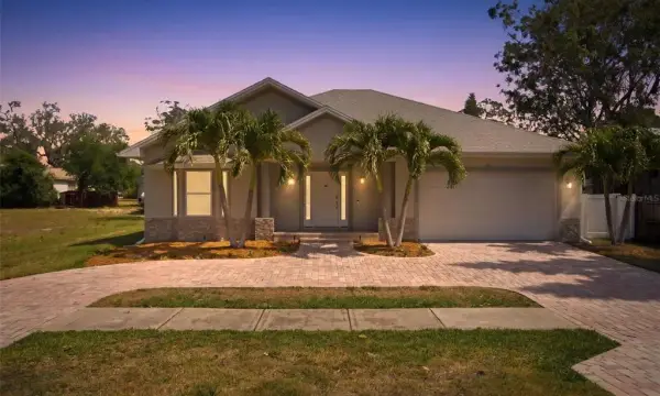 1016 Gulf Road, Tarpon Springs, FL, 34689