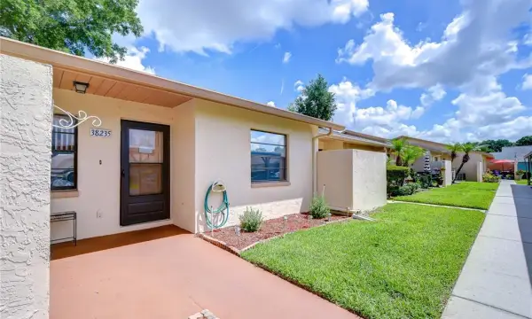 38235 Boxwood Drive, Unit 38235, Zephyrhills, FL, 33542