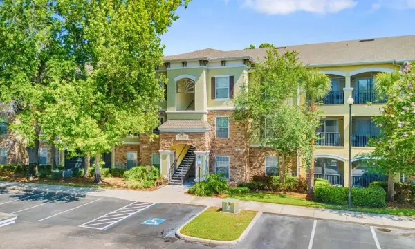 10211 Courtney Palms, Unit 303, Tampa, FL, 33619
