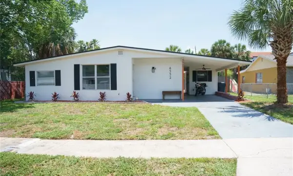 6552 S West Shore Circle, Tampa, FL, 33616