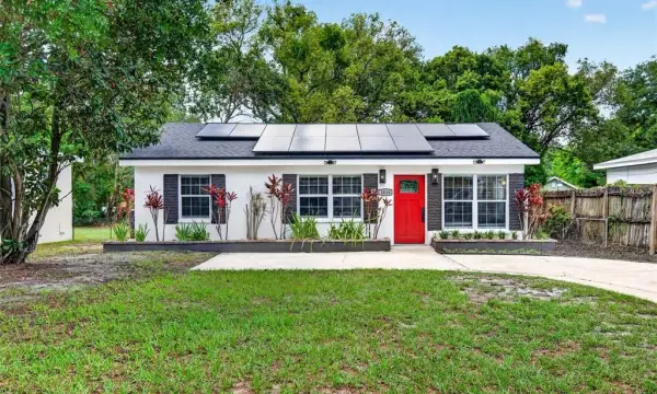 1610 E Paris Street, Tampa, FL, 33610