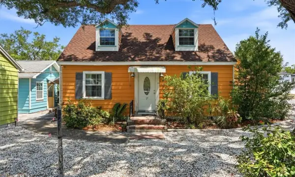 5407 29th Avenue S, Gulfport, FL, 33707