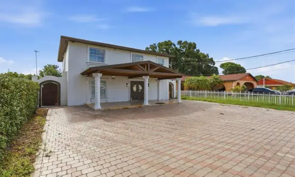 6611 N Hale Avenue, Tampa, FL, 33614
