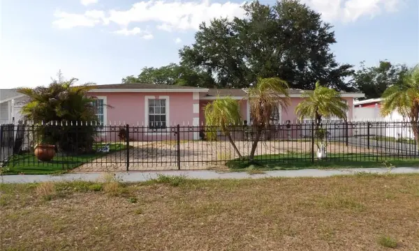 6521 W Hanna Avenue, Tampa, FL, 33634