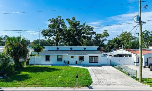 3906 Spence Avenue, Tampa, FL, 33614