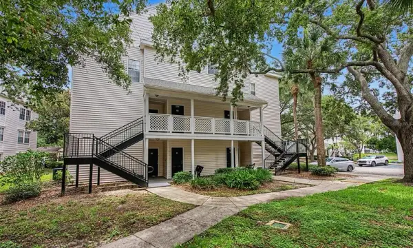 3270 Haviland Court, Unit 301, Palm Harbor, FL, 34684