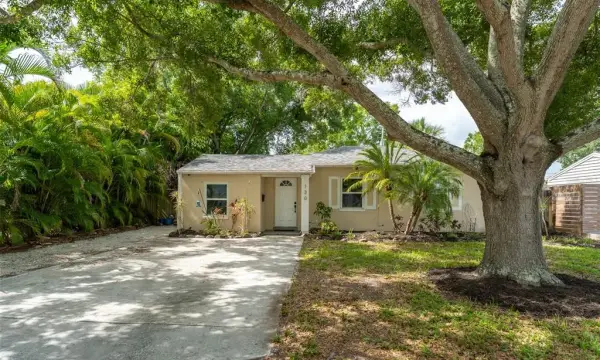 130 41st Avenue NE, St Petersburg, FL, 33703