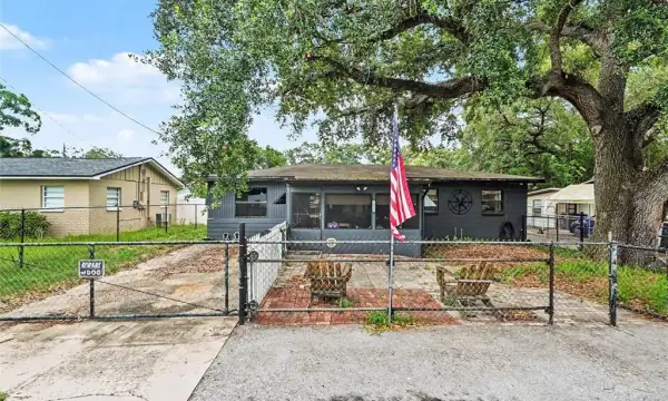14925 Fisher Road, Tampa, FL, 33613