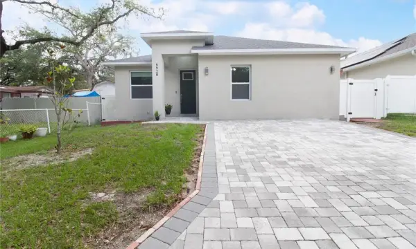 8920 N Newport Avenue, Tampa, FL, 33604