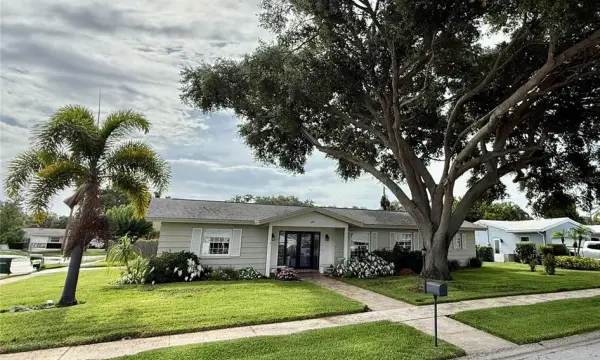 1853 Paradise Lane, Clearwater, FL, 33756