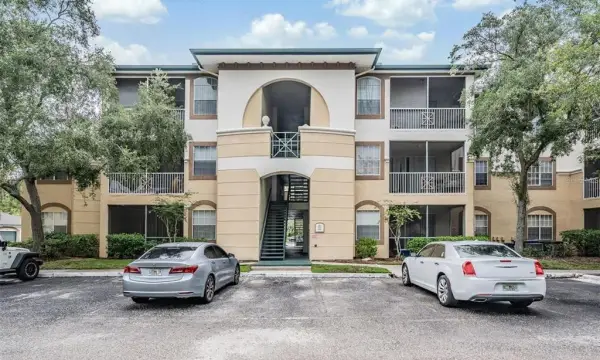 17101 Carrington Park Drive, Unit 421, Tampa, FL, 33647