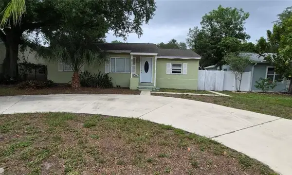 425 40th Avenue NE, St Petersburg, FL, 33703