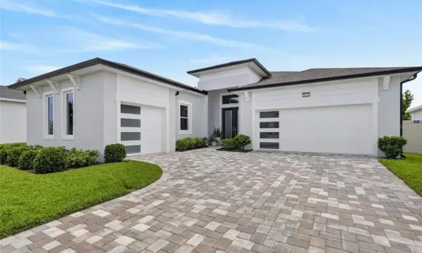 8634 Drummer Plank Drive, Wesley Chapel, FL, 33545