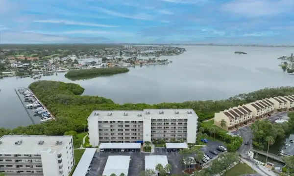 1332 Pasadena, Unit 102, South Pasadena, FL, 33707
