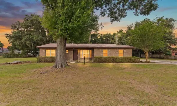 2803 E Trapnell Road, Plant City, FL, 33566