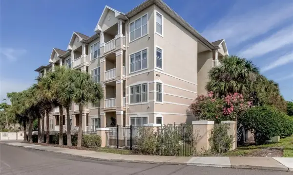 1216 S Missouri Avenue, Unit 220, Clearwater, FL, 33756
