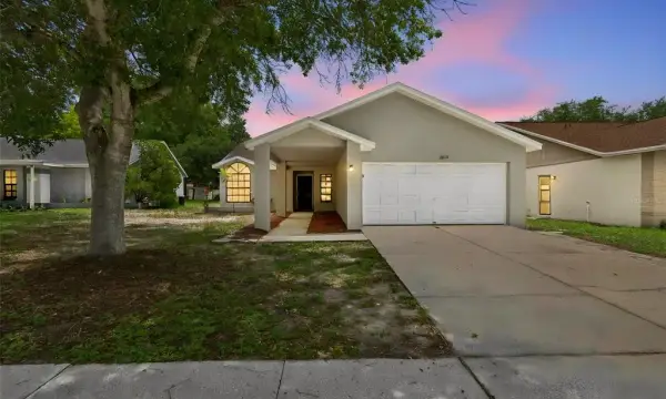11318 Blackbark Drive, Riverview, FL, 33579