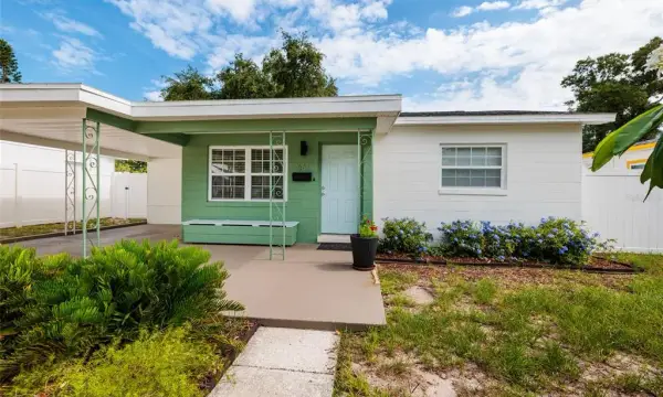661 63rd Avenue S, St Petersburg, FL, 33705