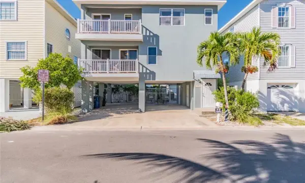 23 80th Avenue, Treasure Island, FL, 33706