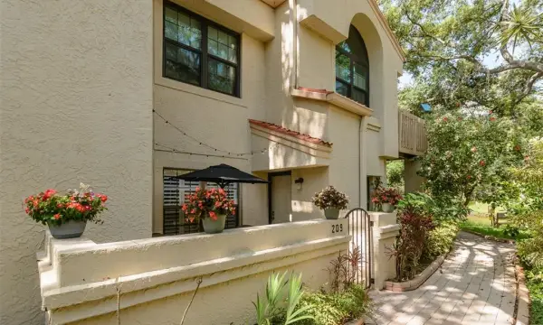 209 Los Prados Drive, Unit 1313, Safety Harbor, FL, 34695