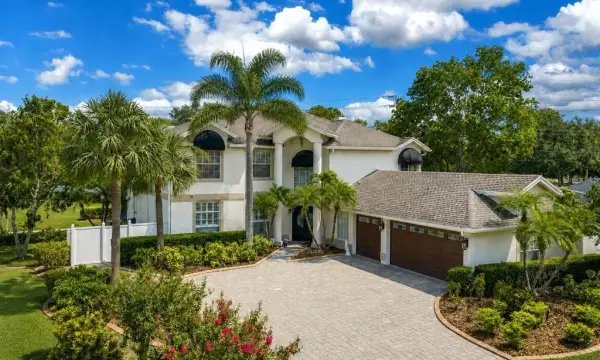 10127 Vista Pointe Drive, Tampa, FL, 33635