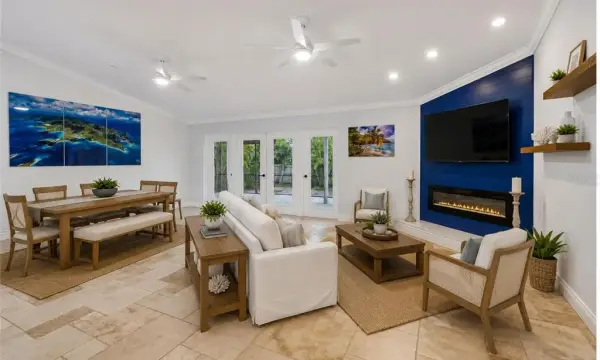 1425 Poinsettia Avenue, Tarpon Springs, FL, 34689