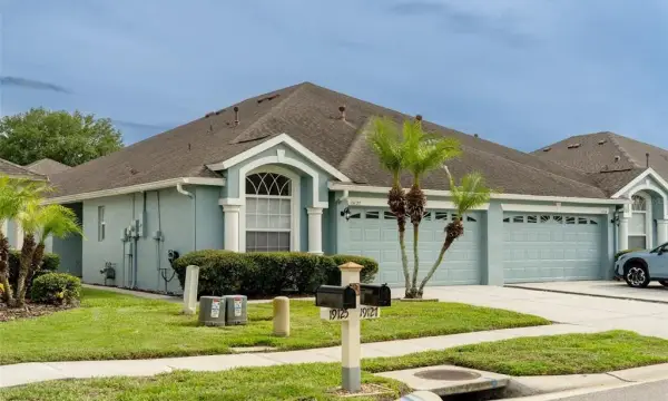 19127 Weymouth Drive, Land O Lakes, FL, 34638