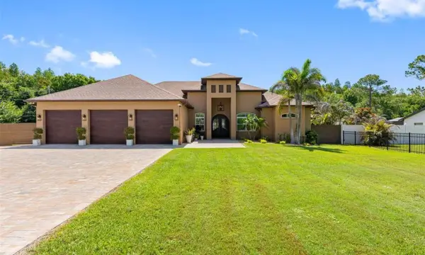 17117 Lakeshore Road, Lutz, FL, 33558