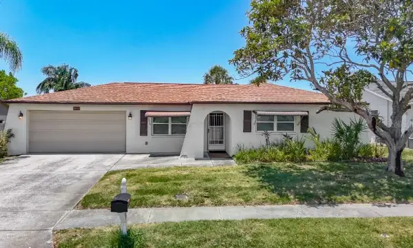 8811 Martinique Lane, Port Richey, FL, 34668