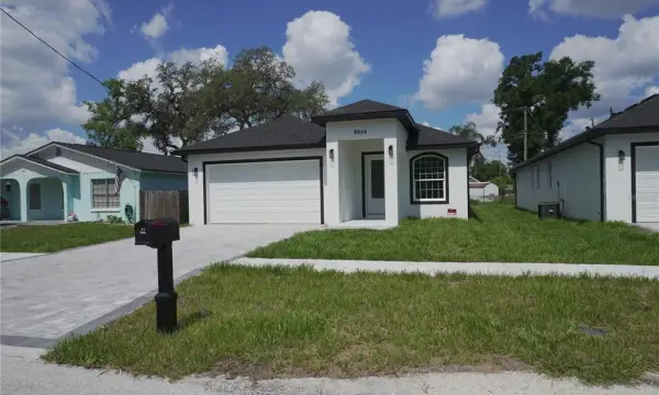 8924 N Orleans Avenue, Tampa, FL, 33604