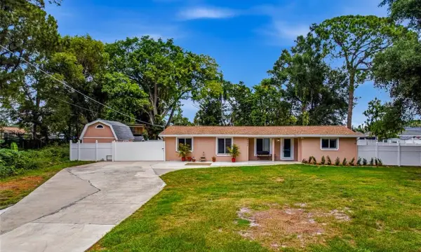 8205 Westridge Drive, Tampa, FL, 33615