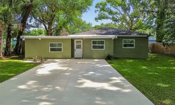 804 Valencia Road, Plant City, FL, 33563