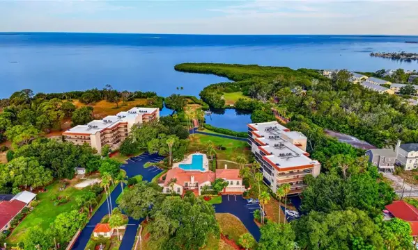 502 S Florida Avenue, Unit 124, Tarpon Springs, FL, 34689