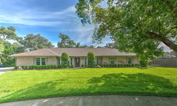 2102 Whitlock Place, Dover, FL, 33527