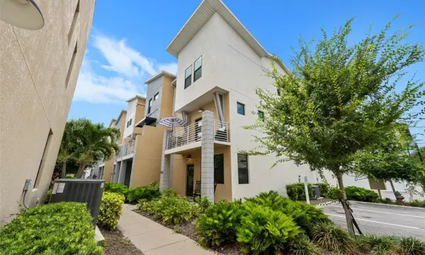 2522 12th Terrace N, St Petersburg, FL, 33713